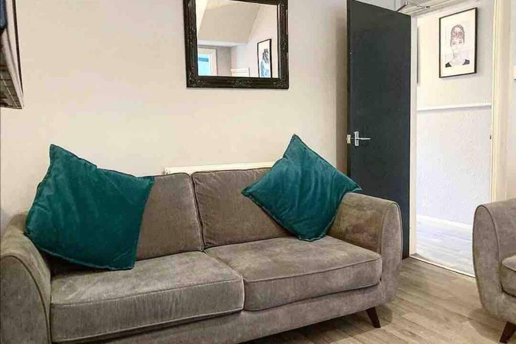 The Terrace Chester, Modern 3 Bed House Екстериор снимка