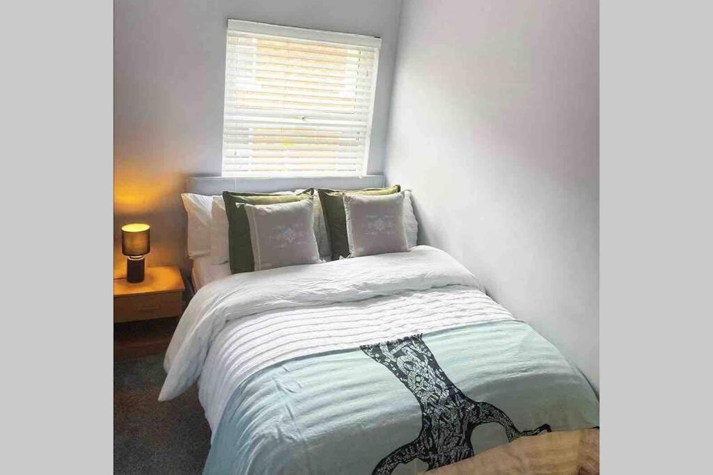 The Terrace Chester, Modern 3 Bed House Екстериор снимка
